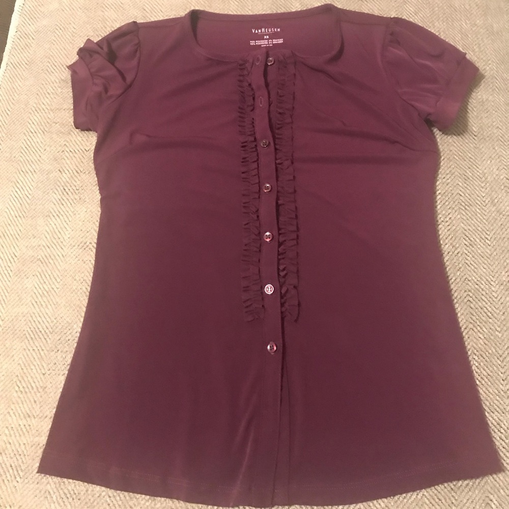 4 / $20 Van Heusen Purple button up XS
